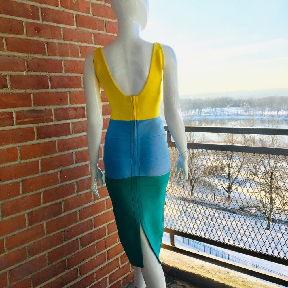 ColorBlock V-Neck Dress (Yellow/Blue/Green)-Small - Picture 3 of 6